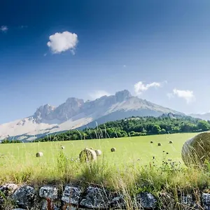 Camping Camping Mon Repos, Montmaur (Hautes-Alpes)